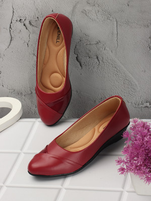 Denill Women Wedges(Maroon , 7)