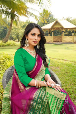 Aarunika fashion Solid/Plain Bollywood Organza Saree(Multicolor)
