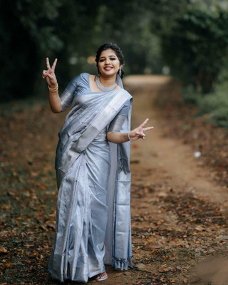 Amrut Collection Woven Banarasi Silk Blend Saree(Grey)