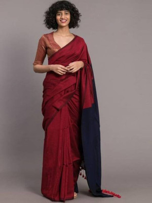 FASHIONIUM Solid/Plain Handloom Cotton Blend Saree(Red, Blue)