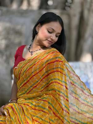 S.R.TEXTILES Self Design Bollywood Georgette Saree(Multicolor)