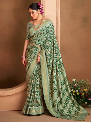 Sareemall Woven Ikkat Silk Blend Saree(Light Green)