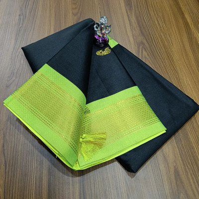 NST5 Printed Paithani Cotton Silk Saree(Black, Light Green)