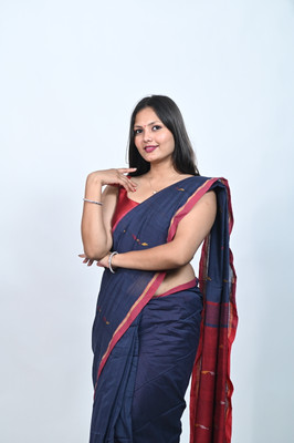 Biyahuti Solid/Plain, Woven Daily Wear Mulmul Saree(Blue)