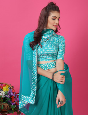 PRETTYAGE Self Design Banarasi Georgette Saree(Grey)