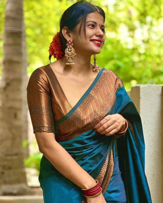 HouseOfCommon Self Design Banarasi Art Silk Saree(Blue)
