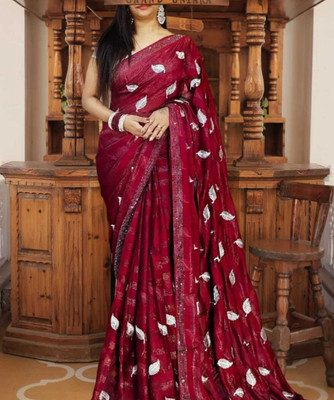 Dev Enterprise Printed, Striped Daily Wear Chiffon Saree(Red)