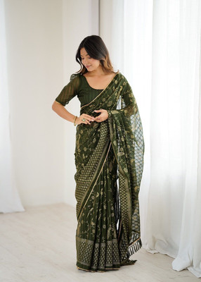 RAJESHWAR FASHION Floral Print Bollywood Chiffon, Georgette Saree(Dark Green)