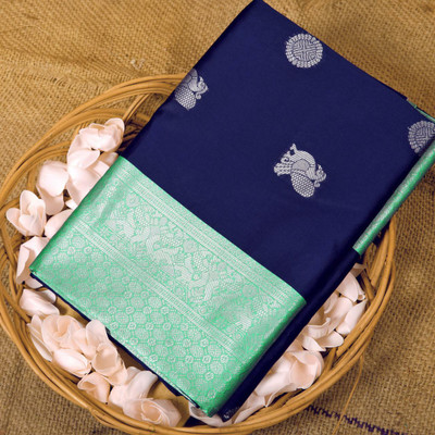 SHRIMAY Woven Kanjivaram Silk Blend Saree(Dark Blue)