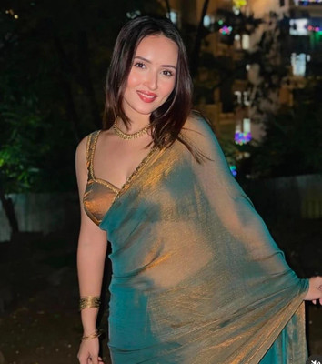ANJAVI FASHION Solid/Plain, Self Design Bollywood Jimmy choo Saree(Gold)