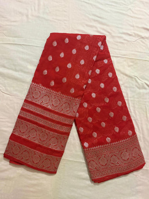 PRASHANTHVI CREATIONS Woven Banarasi Silk Blend Saree(Red)
