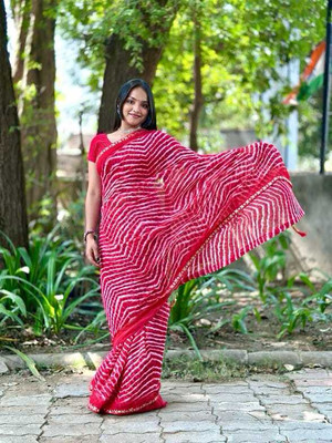 HouseOfCommon Printed Bollywood Georgette Saree(Red)