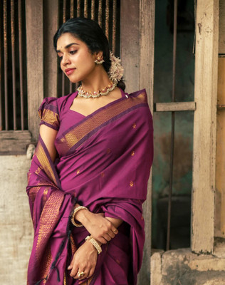SIRIL Embroidered Kanjivaram Jacquard, Silk Blend Saree(Gold, Purple)