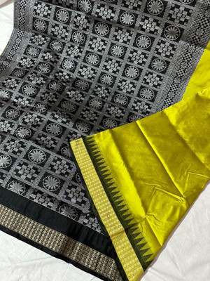 ajmera fashion Checkered Sambalpuri Art Silk Saree(Multicolor)