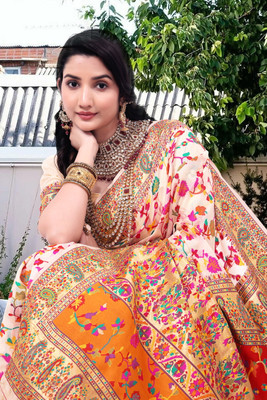Wovenza Self Design, Woven Bollywood Cotton Blend, Semi-Pashmina Saree(Cream)