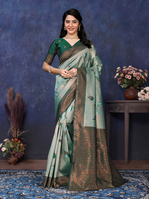 HouseOfCommon Embellished, Self Design, Woven Banarasi Silk Blend, Jacquard Saree(Green)