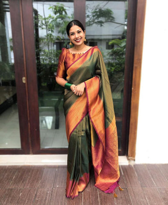 Bhakti Creative Color Block, Printed Banarasi Silk Blend Saree(Green)