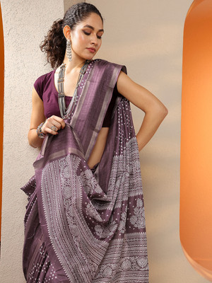 LIBAS Printed Bandhani Silk Blend Saree(Purple)