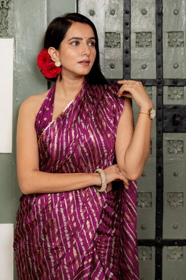 MIRCHI FASHION Printed, Striped Leheria Chiffon, Georgette Saree(Magenta, Gold)