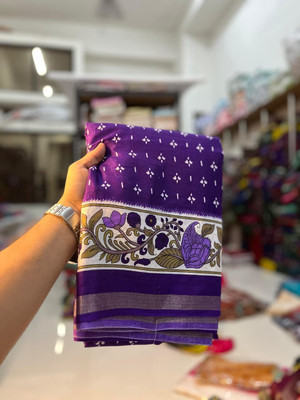 Lyrox Fashion Floral Print Daily Wear Mulmul Saree(Purple)