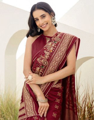 Samah Printed, Embellished Bhagalpuri Silk Blend Saree(Maroon)