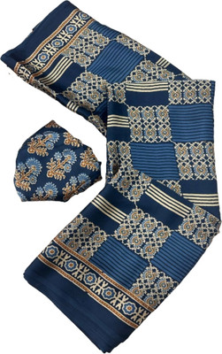 MOON VOGUE Self Design Banarasi Silk Blend Saree(Blue)