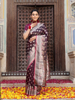 HouseOfCommon Woven Banarasi Silk Blend Saree(Purple)