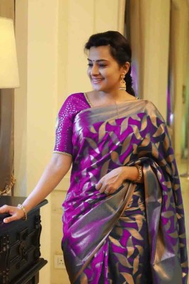 Hetasvi fashion Embellished, Striped, Self Design, Woven Banarasi Cotton Silk Saree(Purple)