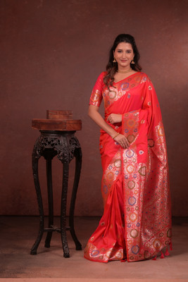 SHARDHA FASHION Woven, Embroidered Banarasi Pure Silk Saree(Black, White, Yellow)