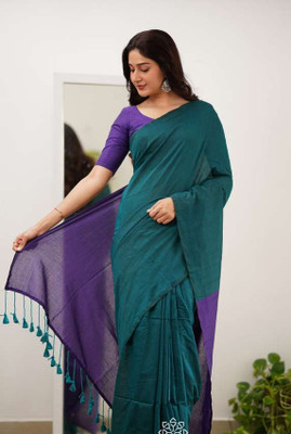 pal saree mahal Solid/Plain Handloom Pure Cotton Saree(Green)