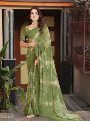 HouseOfCommon Dyed Daily Wear Art Silk Saree(Green)