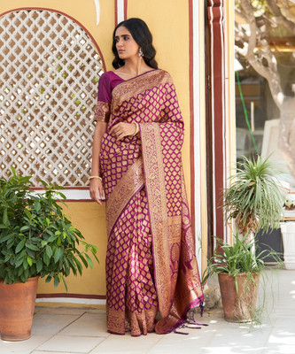 Janasya Woven, Self Design Banarasi Silk Blend Saree(Purple)