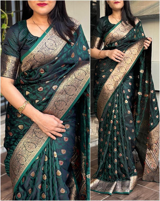 DIVINE Woven, Embellished, Floral Print, Paisley Banarasi Satin Saree(Green)