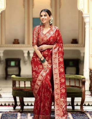 KIVERA Woven, Self Design Banarasi Pure Silk Saree(Red)