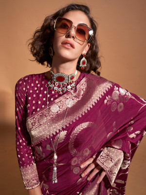 Divastri Woven Banarasi Georgette Saree(Maroon)