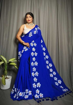 Tuntun debnath Hand Painted Handloom Cotton Blend Saree(Blue)