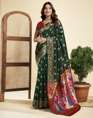 Samah Woven, Embellished, Self Design Paithani Silk Blend Saree(Dark Green, Red)