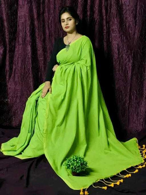 Maku Solid/Plain Handloom Pure Cotton Saree(Green)