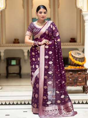 Divastri Woven Banarasi Silk Blend Saree(Purple)