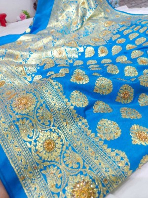 LYANNA Woven, Embellished Banarasi Handloom Silk Blend Saree(Light Blue)