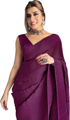 StyleDeal Solid/Plain, Color Block Bollywood Satin Saree(Purple)