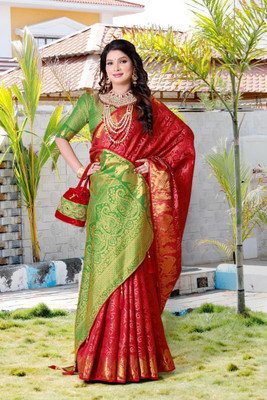 LAVYANSH CREATION Printed Patola Silk Blend Saree(Red)