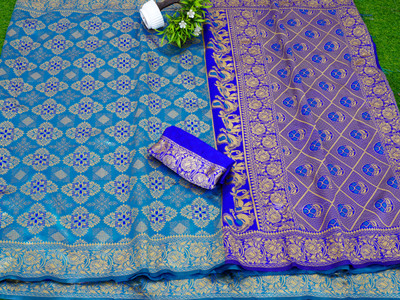 Labheshwari Embellished Daily Wear Georgette Saree(Blue)