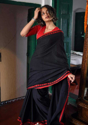 GOLU Solid/Plain Daily Wear Handloom Cotton Blend Saree(Black)