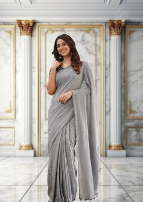 Trndysares Solid/Plain Handloom Handloom Cotton Blend Saree(Grey)