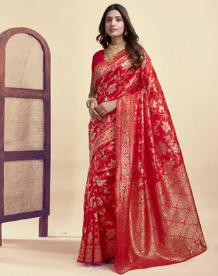Divastri Woven Kanjivaram Silk Blend, Jacquard Saree(Red)