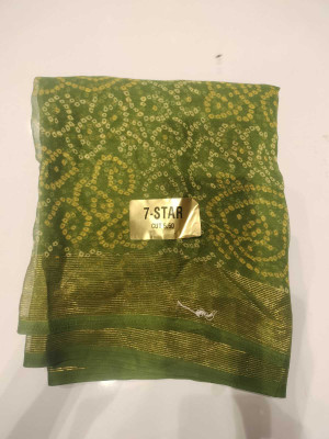 sunitraa Tie-Dye, Woven Bandhani Georgette Saree(Green)