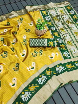 RUCHAA FASHION Printed Ikkat Pure Cotton Saree(Multicolor)