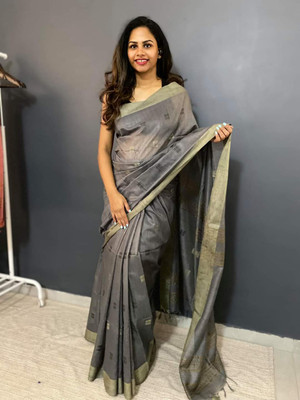 EthinicSpecial Solid/Plain, Self Design, Dyed, Embroidered Daily Wear Cotton Silk Saree(Red)