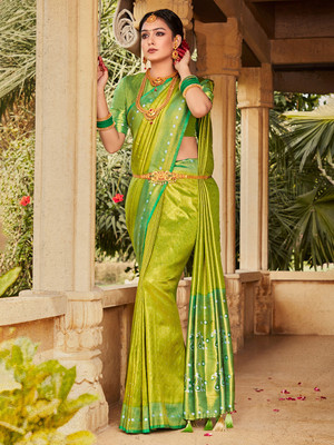 Divastri Woven Kanjivaram Art Silk Saree(Light Green)